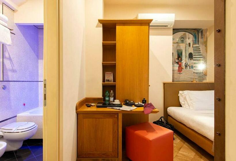 اتاق استاندارد یک نفره, Grand Hotel Europa & Restaurant