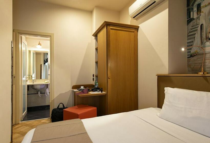 اتاق استاندارد یک نفره, Grand Hotel Europa & Restaurant