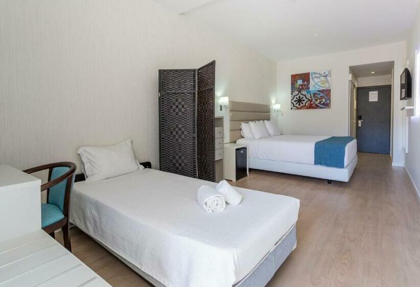 Трехместный Номер Стандарт Боковой Вид на Море, Carvi Beach