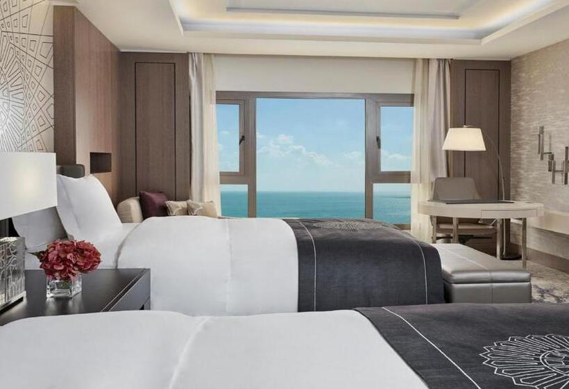 Habitación Club Vista Mar, Intercontinental Doha Beach & Spa, An Ihg