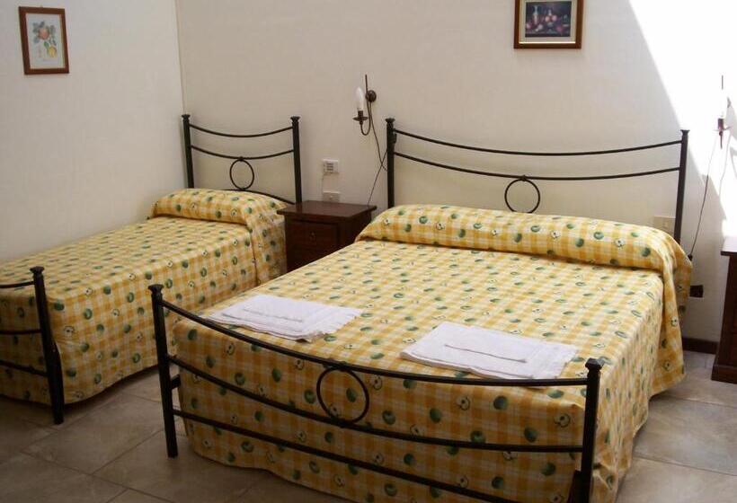 Номер Стандарт Трехместный, Agriturismo Poggio Torreano