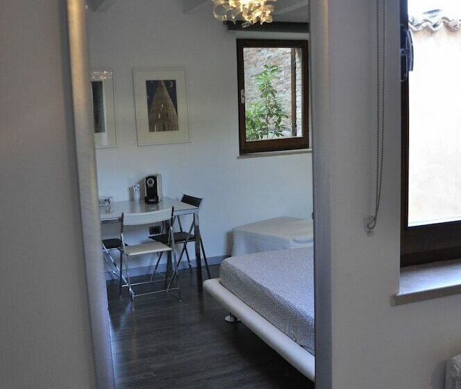 اتاق استاندارد سه نفره, B&b Albornoz