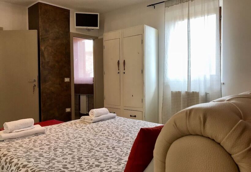 Quarto Quádruplo Deluxe, B&b Albornoz