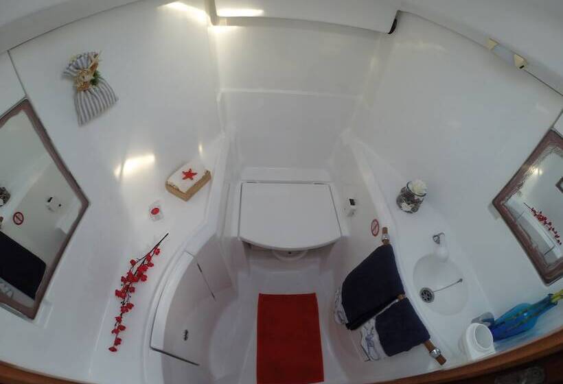 سوئیت دلوکس 3 خوابه, Yacht Suite   Marina Di Grosseto