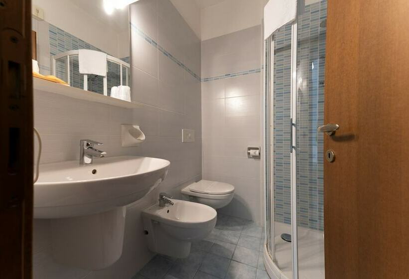 Quarto Estandar, Benaco Mavras