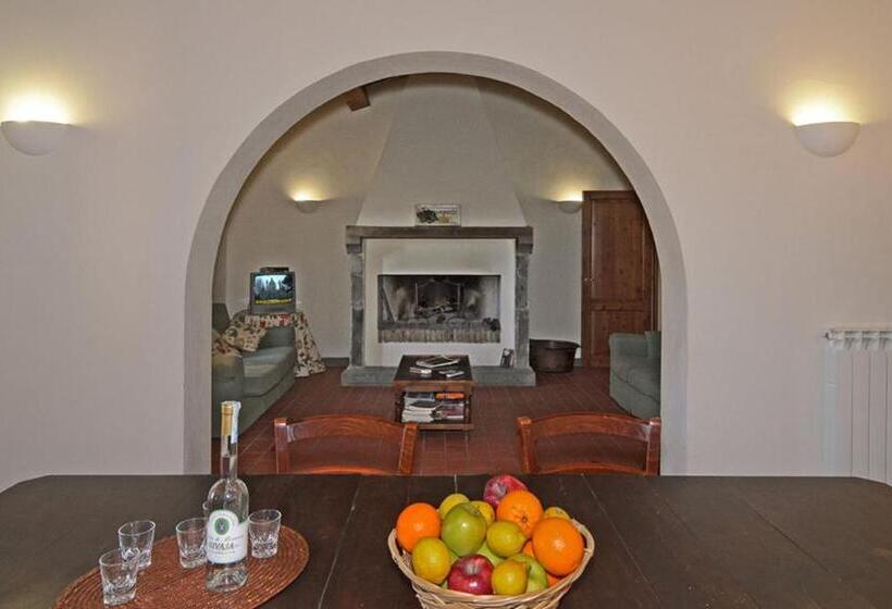 3间卧室的房子, Badia Di Morrona Agriturismo