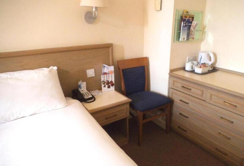 Номер Стандарт, Airport Inn Gatwick