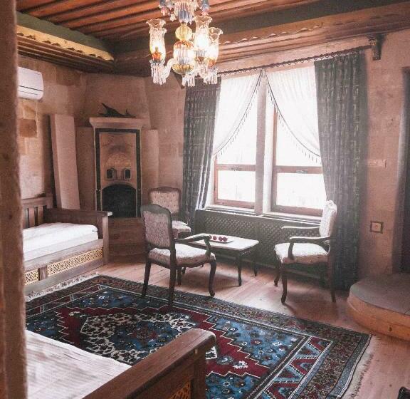 Номер Стандарт, Local Cave House