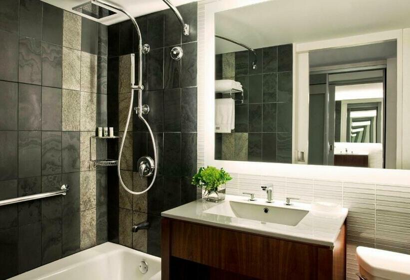 디럭스 룸 도시 전망, The Westin New York At Times Square