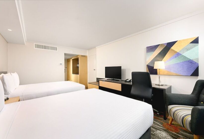 스탠다드 룸 더블 침대 2개, Holiday Inn Perth City Centre, An Ihg