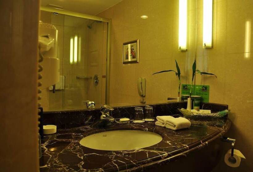 سوییت لوکس, Howard Johnson Paragon Hotel Beijing Central
