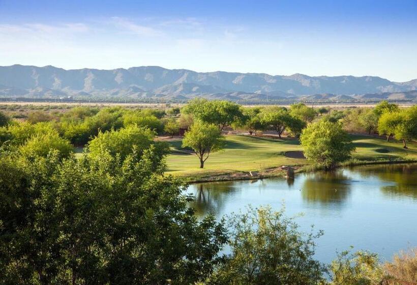 Номер Superior с Видом, Sheraton Grand At Wild Horse Pass