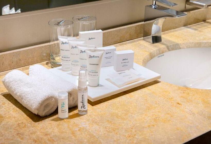 스위트 킹사이즈 침대, Radisson Bogota Metrotel