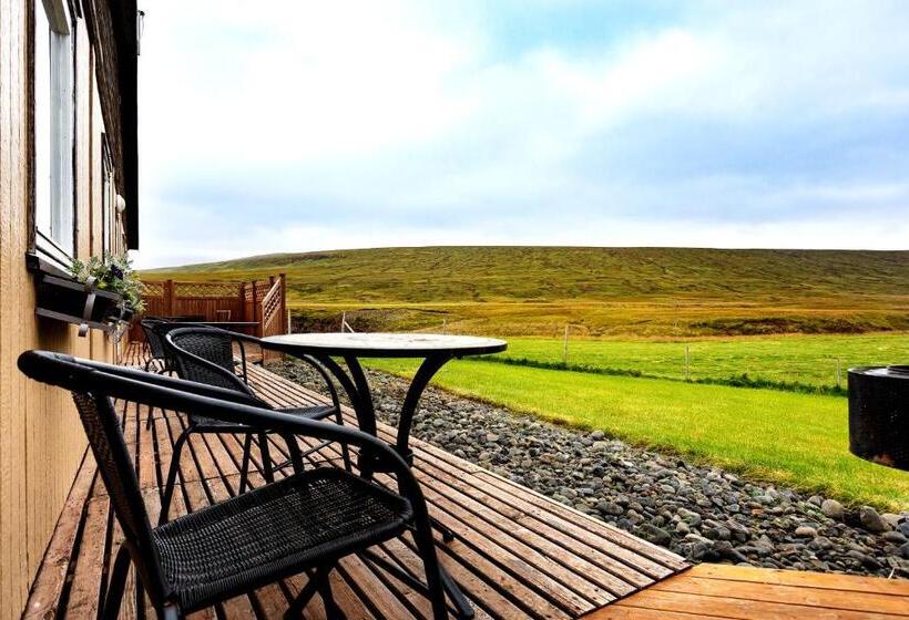 اتاق استاندارد سه تخته با سرویس بهداشتی مشترک, Sireksstadir Farm Holiday