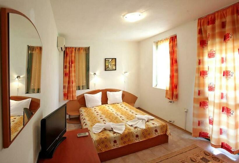 Номер Стандарт, Ravda Bay Guest House