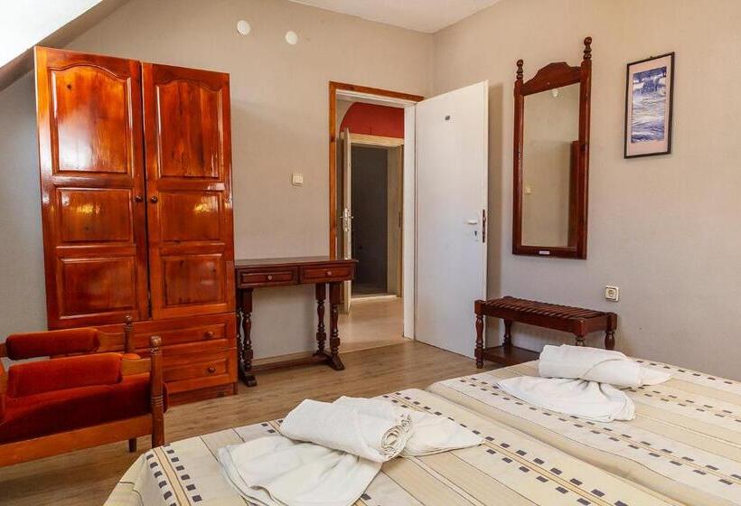 Апартаменты 3 Спальни, Ravda Bay Guest House