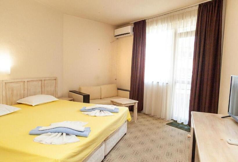 ファミリールーム, Ravda Bay Guest House