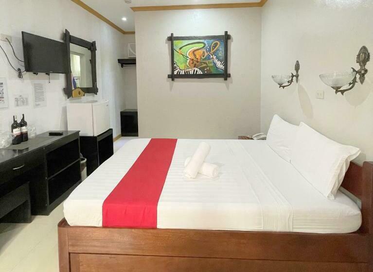 اتاق لوکس با تخت بزرگ, Reddoorz At New Casamila Hotel Palawan