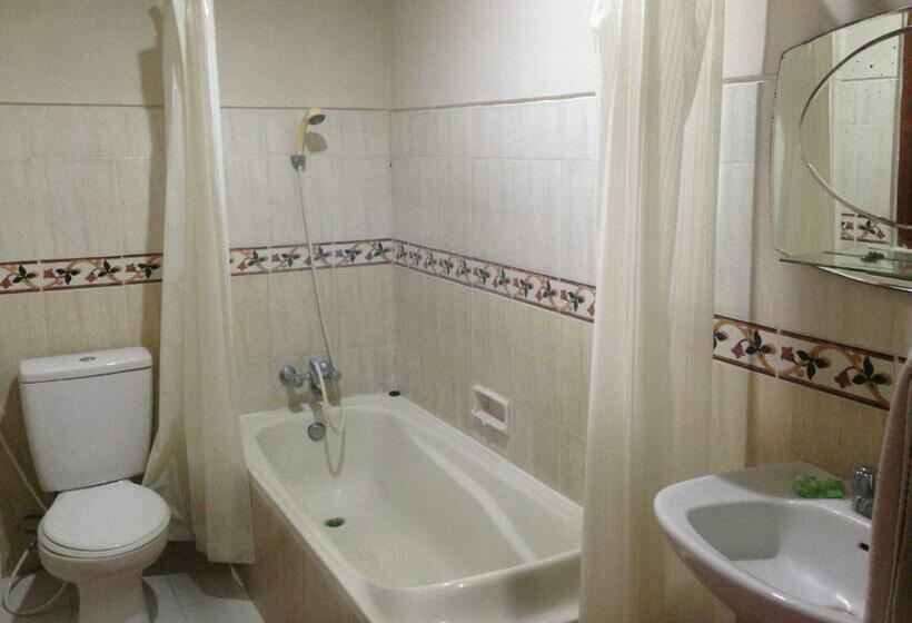 Номер Стандарт Вид на Море с Балконом, Dewa Bharata Bungalows Candidasa
