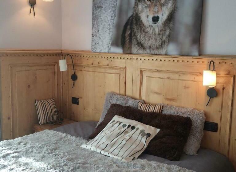 Quarto Estandar com Sacada, Chalet Weal