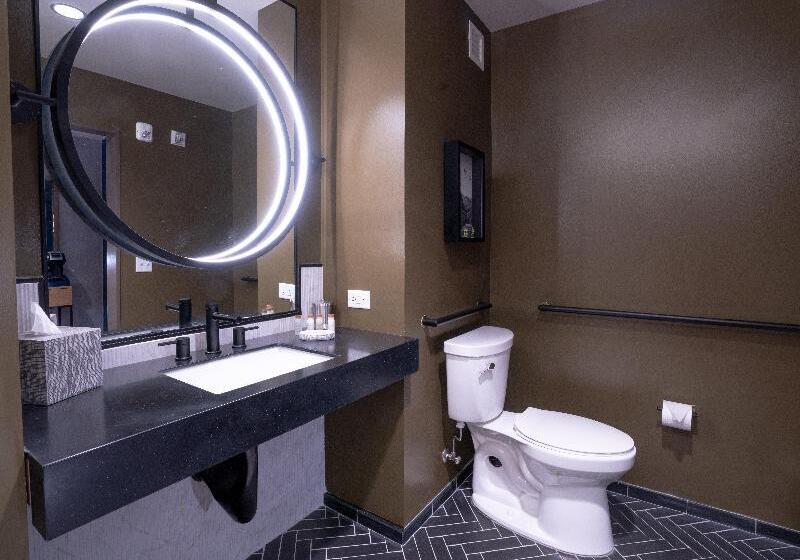 Quarto Estandar para Deficientes Físicos, Indigo   Columbus At Riverfront Place, An Ihg