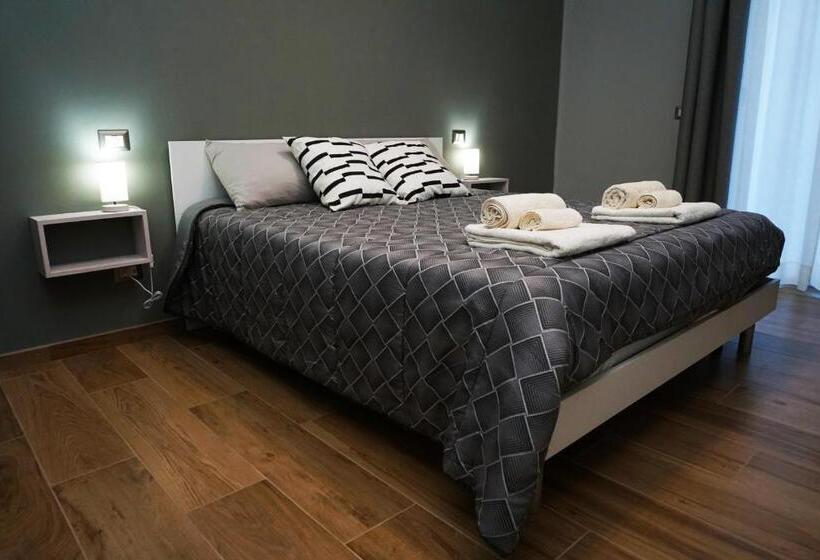 اتاق استاندارد با بالکن, Apulia Rooms Bari