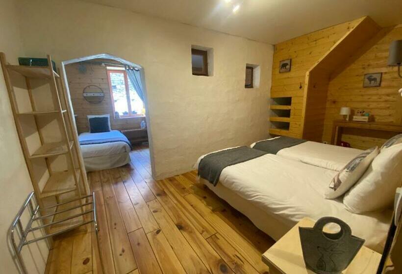 Семейный Номер, Auberge De La Foret