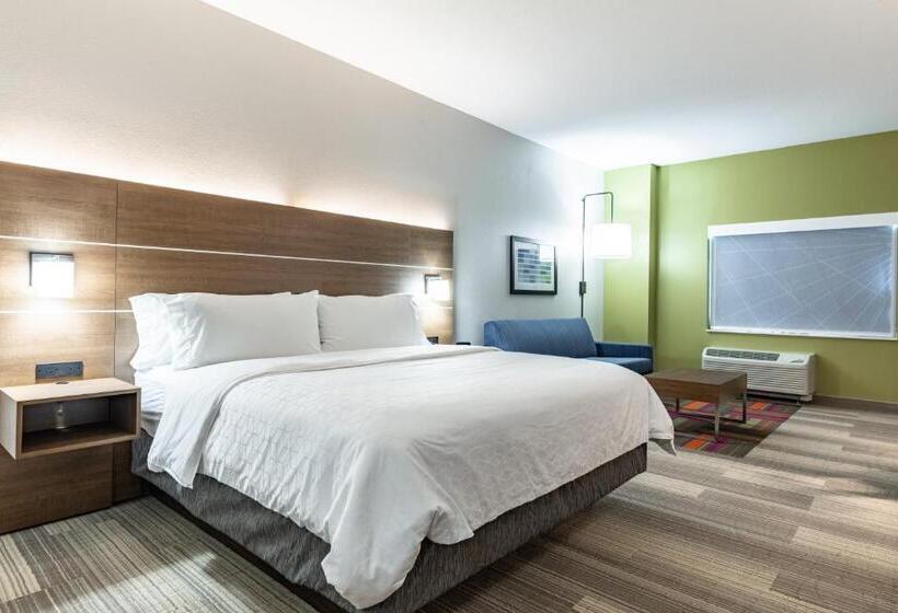 Люкс Кровать Кинг, Holiday Inn Express & Suites   Moundsville, An Ihg