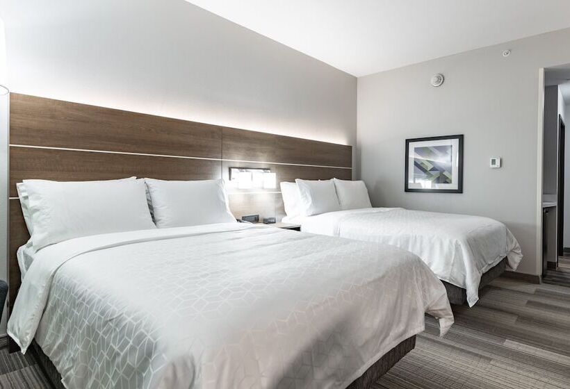 Номер Стандарт, Holiday Inn Express & Suites   Moundsville, An Ihg