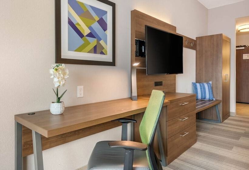 Люкс, Holiday Inn Express & Suites   Moundsville, An Ihg