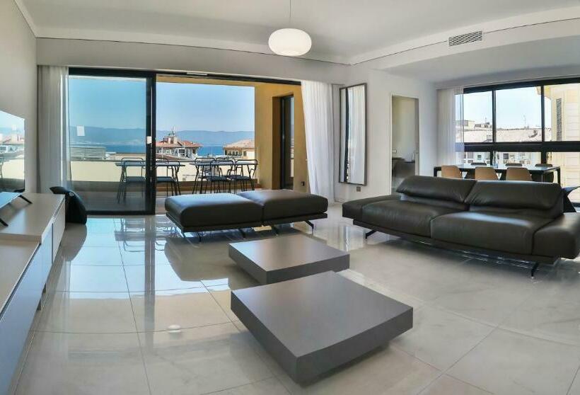 Апартаменты 2 Спальни, Residenza Leca Colonna