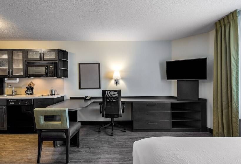 스탠다드 스튜디오, Candlewood Suites Glen Allen Short Pump