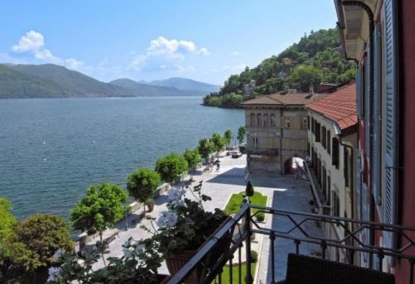 Suite with lake view, Cannobio