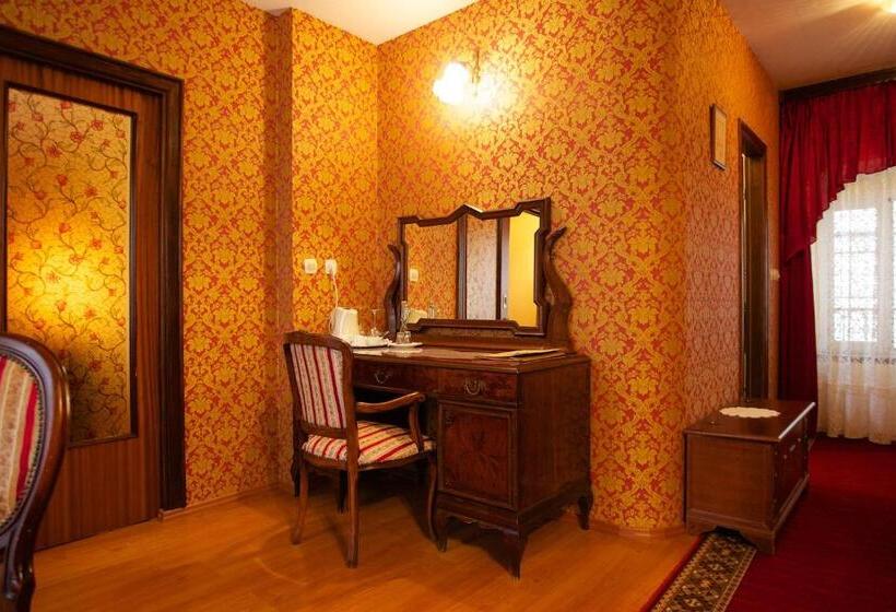 스위트, Heritage Hotel Pasike