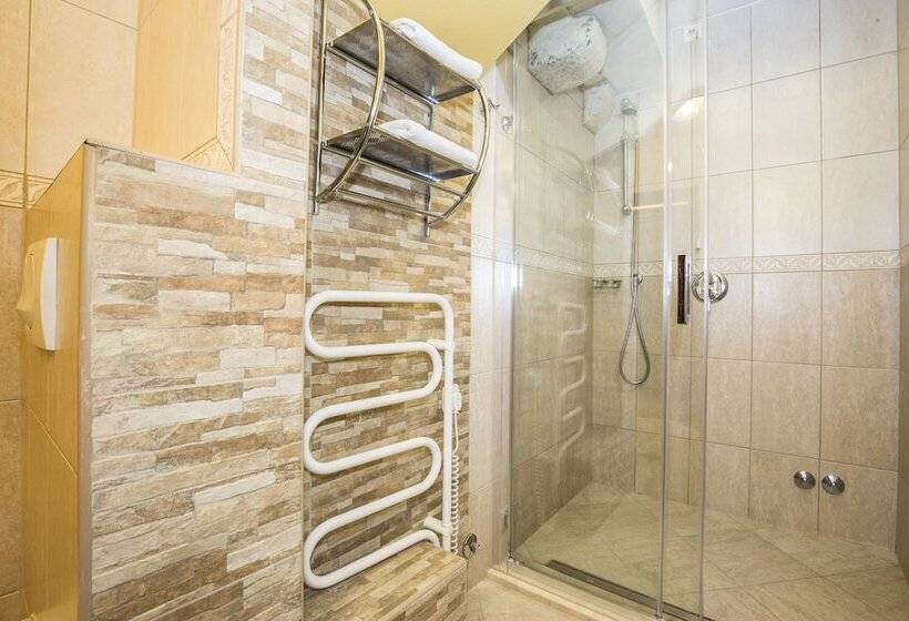 스위트, Heritage Hotel Pasike