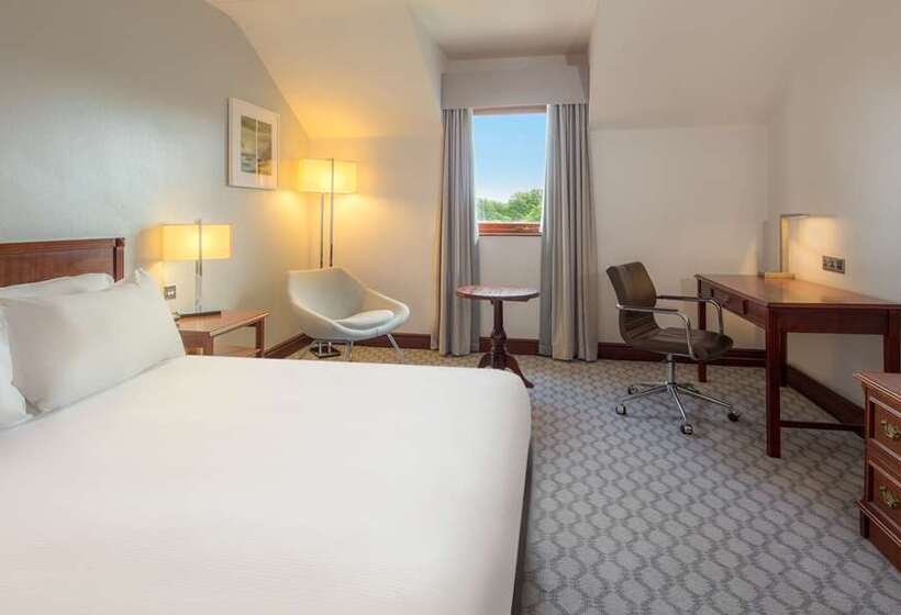 Номер Deluxe, Hilton East Midlands Airport