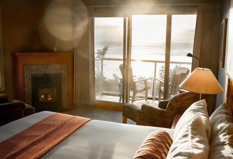 اتاق لوکس با تخت بزرگ, Long Beach Lodge Resort