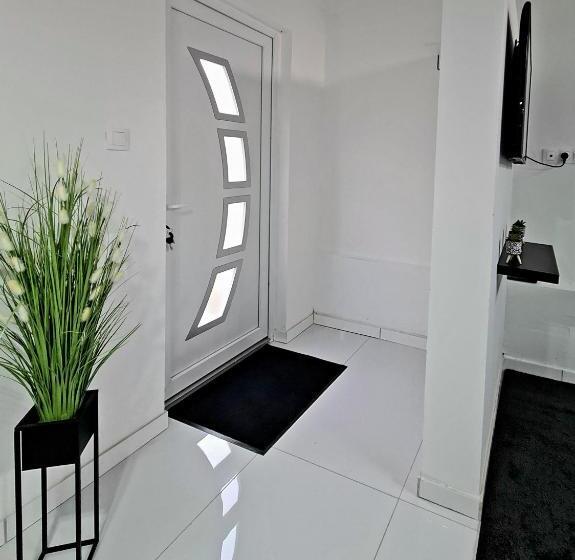 1 Yatak Odalı Daire, Airport Luxury Apartman 42