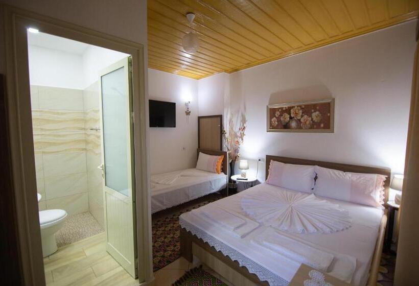 Трехместный Номер Комфорт, The Mosaic House   Shtepia Me Mozaik