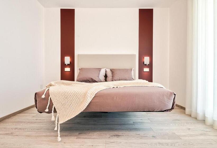 Suíte com Hidromassagem, Albamarina Residence