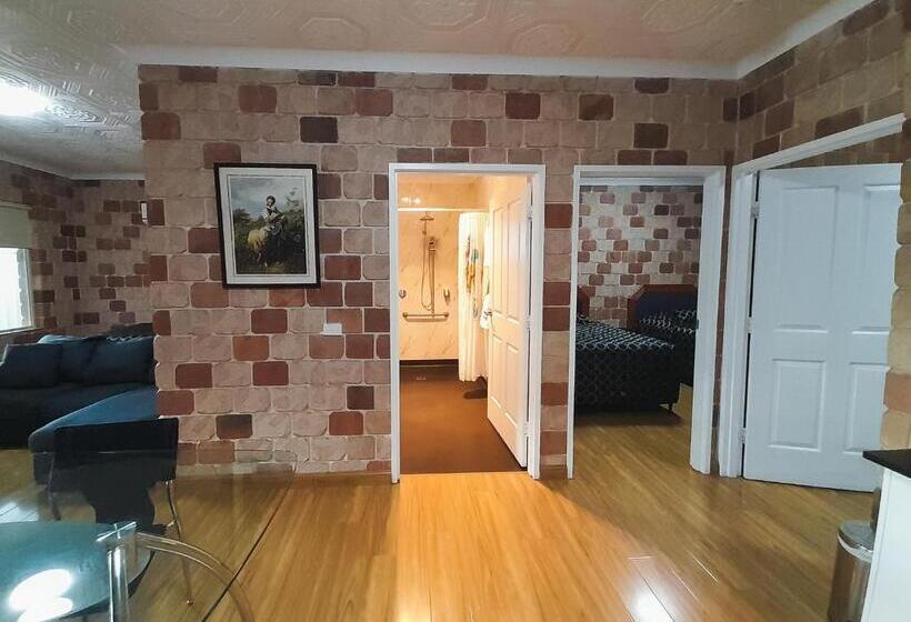 带2个卧室的公寓, Golfers Inn