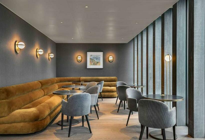 Club Room King Bed, Hyatt Regency Zurich Airport Circle