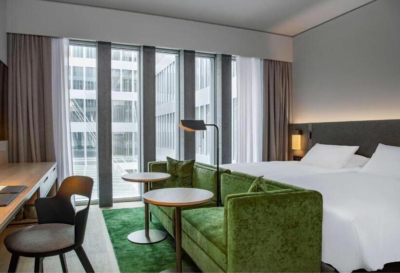 اتاق کلاب, Hyatt Regency Zurich Airport Circle