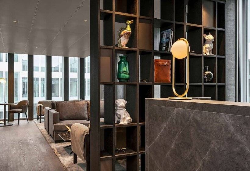 اتاق کلاب, Hyatt Regency Zurich Airport Circle