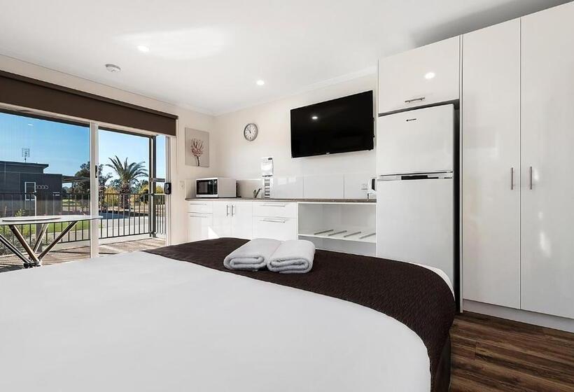 Студия Superior, Discovery Parks   Moama Waters