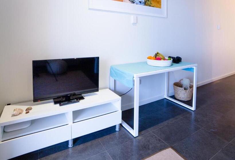이그제큐티브 스위트, Onslow Beach Resort