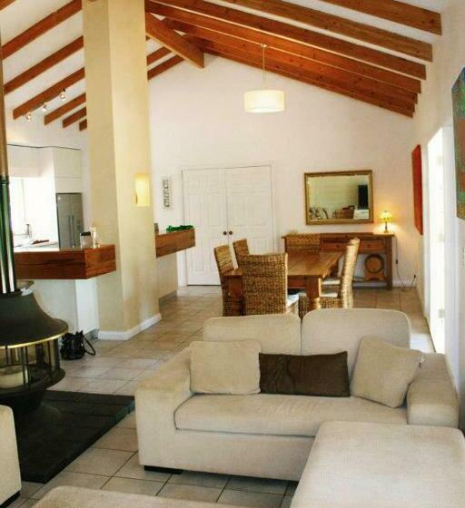 Номер Deluxe, Llewellin S Guest House