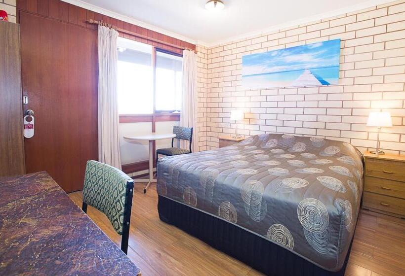 Номер Economy, Augusta Budget Motel