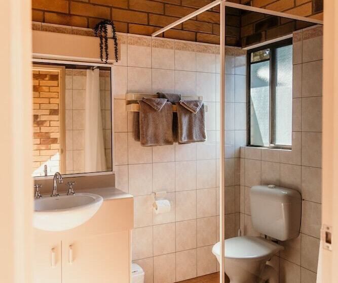 غرفة قياسية, Abacus Motel