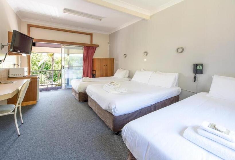 Четырехместный Номер Стандарт, Gosford Inn Motel
